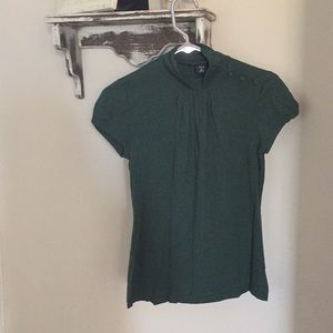 Banana republic short sleeve turtleneck w/ buttons